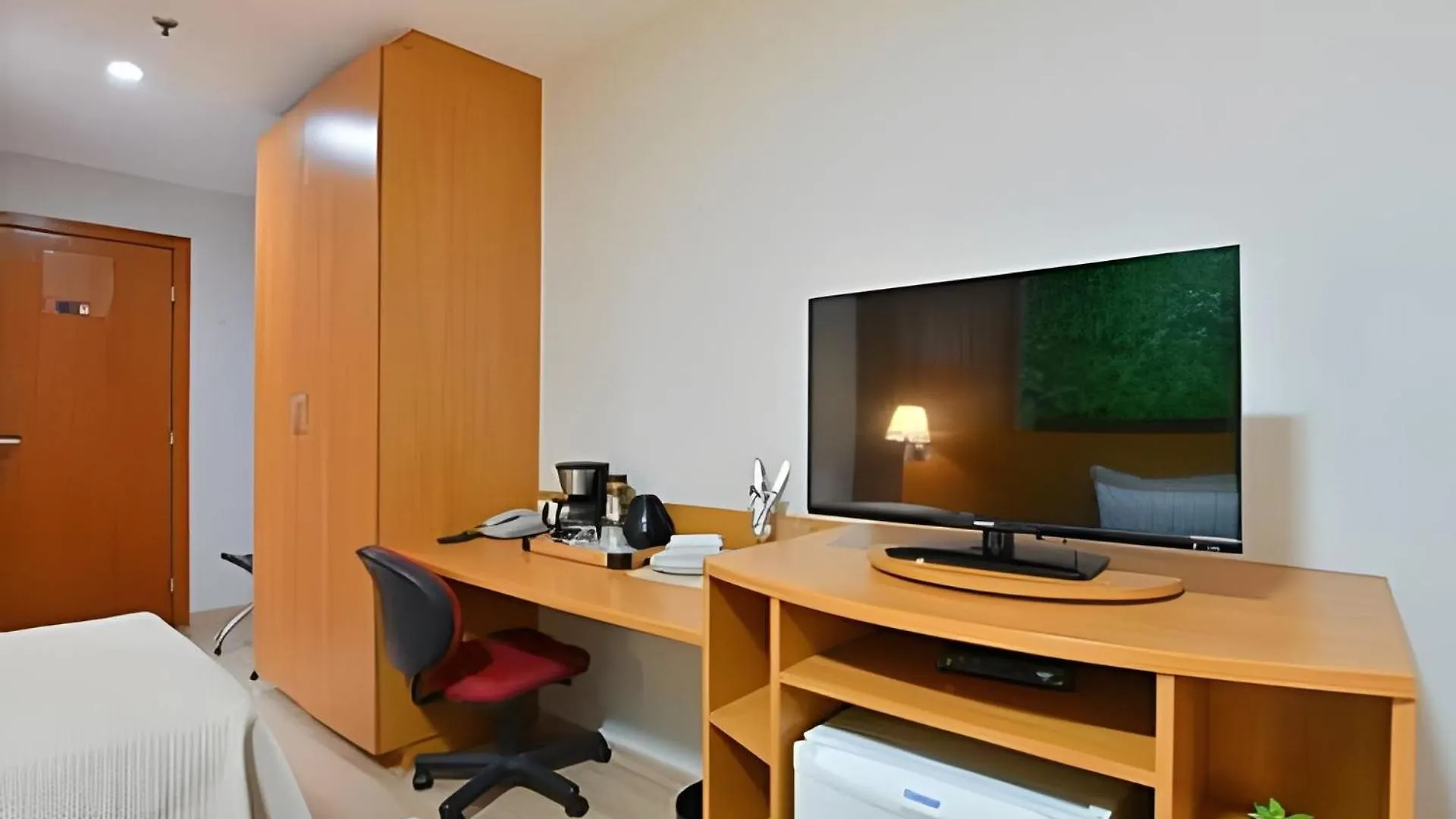 Comfort Hotel Taguatinga - Flat Encantador C/ Wifi 0*,