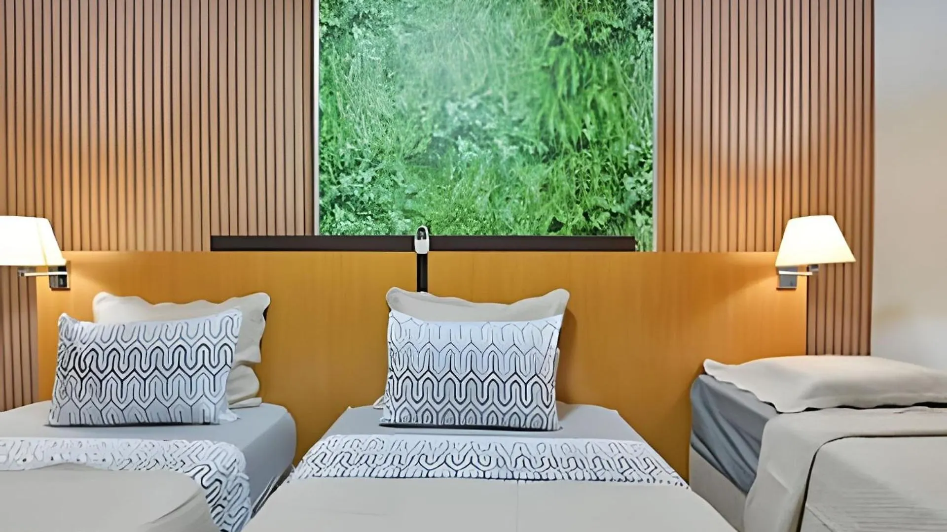 Comfort Hotel Taguatinga - Flat Encantador C/ Wifi 0*,  Brazil